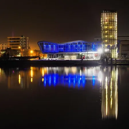 L'aparte Hyper Centre Lumineux